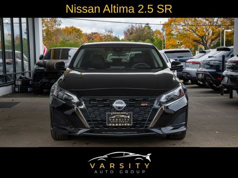 Used 2024 Nissan Altima 2.5 SR image 2