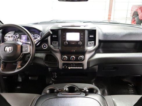 Used 2022 RAM 3500 Tradesman w/ Chrome Appearance Group AWD/4WD image 7