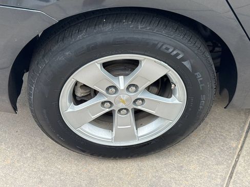 Used 2015 Chevrolet Malibu LS FWD image 13
