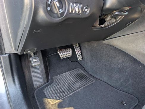 Used 2019 Dodge Charger R/T RWD image 18