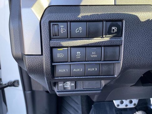 Certified 2025 Toyota Tacoma TRD Sport w/ TRD Sport Upgrade Package image 25