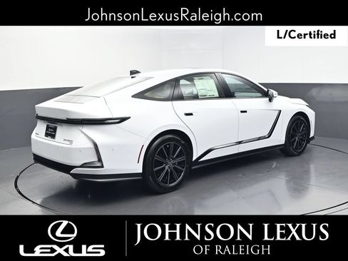 Used 2026 Lexus ES 350h AWD w/ Cold Area Package image 9