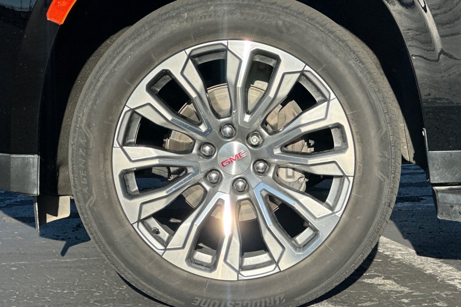 Used 2021 GMC Yukon Denali AWD/4WD image 44
