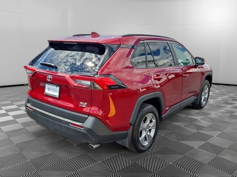 Used 2025 Toyota RAV4 XLE w/ Convenience Package AWD/4WD image 7
