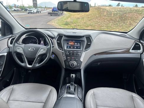 Used 2017 Hyundai Santa Fe Sport FWD image 20