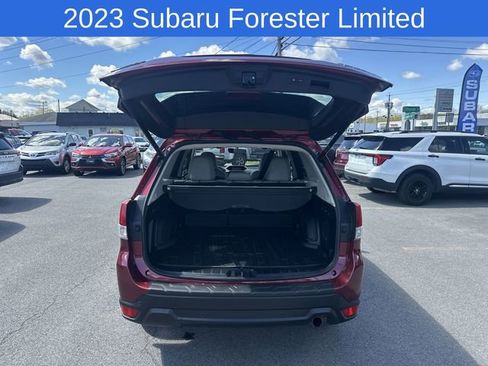 Used 2023 Subaru Forester Limited AWD/4WD image 17