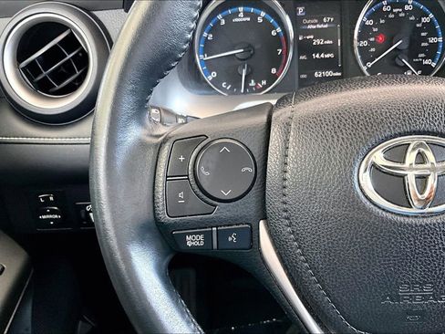 Certified 2016 Toyota RAV4 XLE AWD/4WD image 11