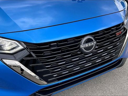 Certified 2024 Nissan Sentra SR FWD image 36