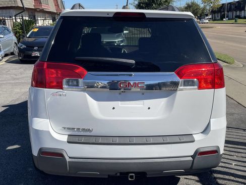 Used 2015 GMC Terrain SLT image 16