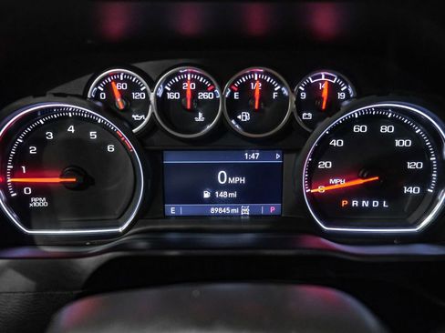 Used 2022 Chevrolet Silverado 2500 LT AWD/4WD image 18