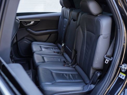 Used 2025 Audi Q7 2.0T Premium w/ Convenience Package image 24