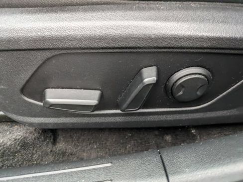 Certified 2023 Hyundai Elantra Limited FWD image 19