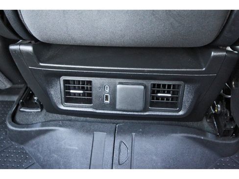 Used 2025 Chevrolet Silverado 1500 LT image 14