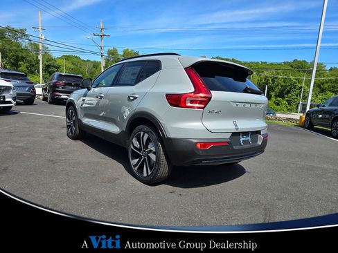 Used 2025 Volvo XC40 B5 Plus w/ Protection Package Premier image 6