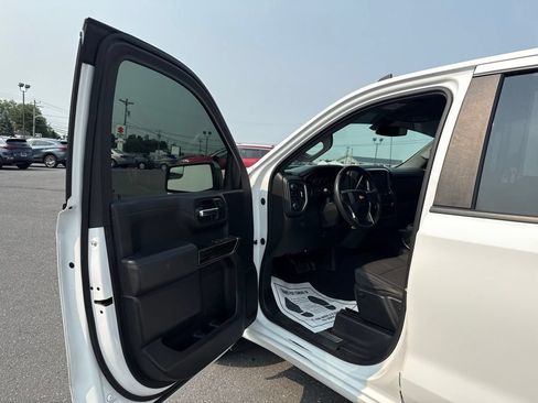 Used 2021 Chevrolet Silverado 1500 LT w/ Bed Protection Package AWD/4WD image 15