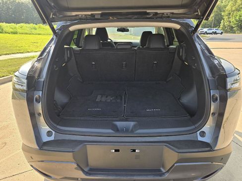 Used 2025 Nissan Murano SL AWD/4WD image 9
