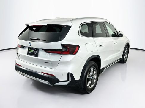 Used 2025 BMW X1 xDrive28i AWD/4WD image 9
