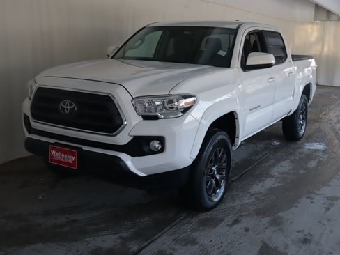Used 2023 Toyota Tacoma SR5 image 22