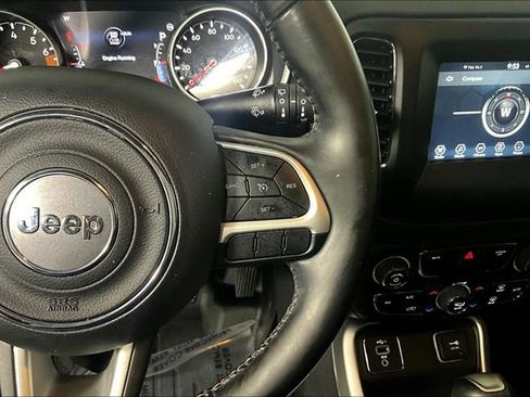 Used 2019 Jeep Compass Latitude w/ Popular Equipment Group image 18