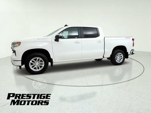 Used 2023 Chevrolet Silverado 1500 LT w/ Protection Package AWD/4WD image 3