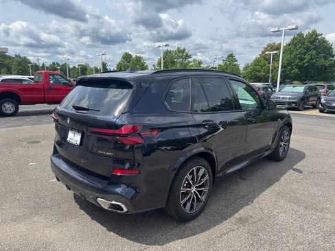 Certified 2025 BMW X5 xDrive40i w/ M Sport Package AWD/4WD image 5