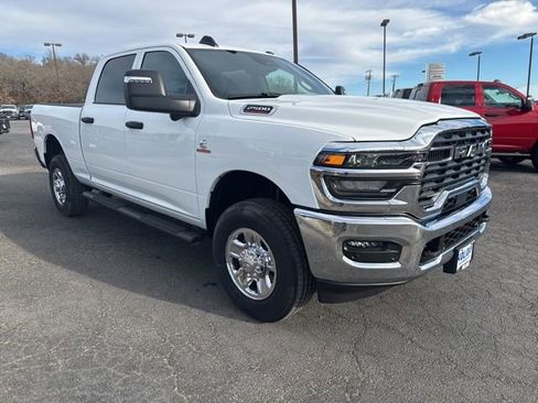 New 2026 RAM 2500 Tradesman AWD/4WD image 7