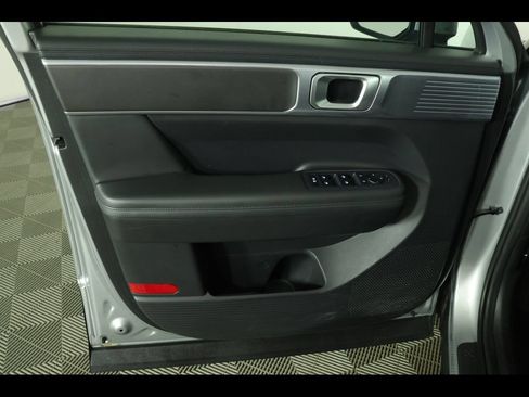 Used 2025 Hyundai Santa Fe SEL AWD/4WD image 21