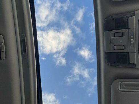 Used 2014 Subaru Outback 2.5i Limited w/ Moonroof Package image 13