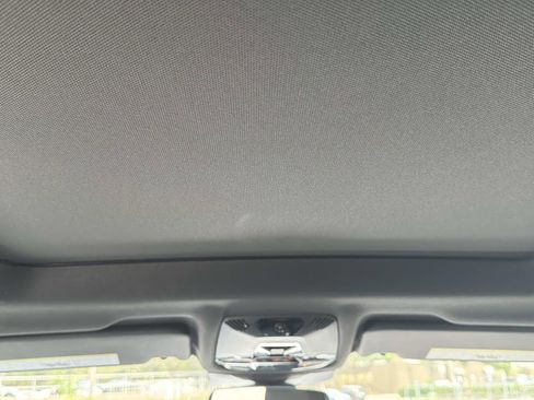 Used 2025 BMW X2 M35i AWD/4WD image 15