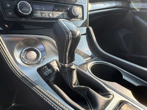 Used 2017 Nissan Maxima Platinum FWD image 25