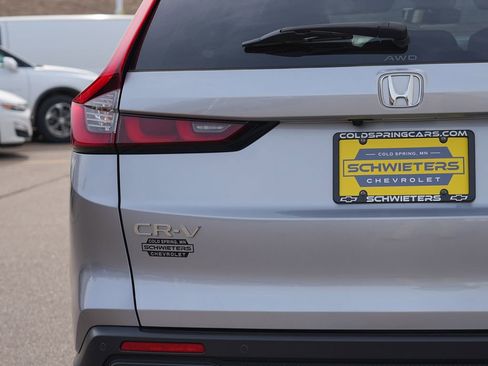 Used 2023 Honda CR-V EX-L image 10