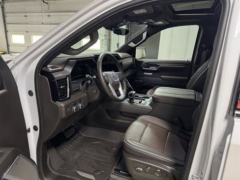 Used 2024 GMC Sierra 1500 Denali w/ Denali Reserve Package AWD/4WD image 13