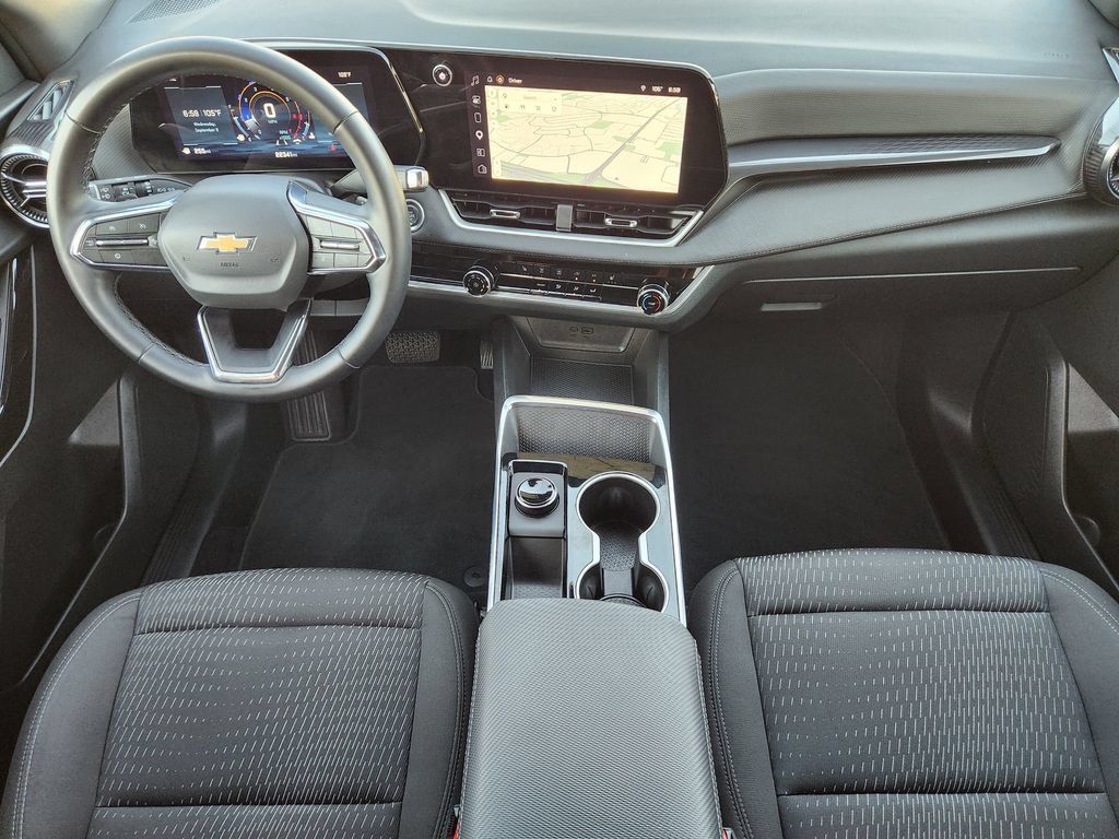 Certified 2026 Chevrolet Equinox LT FWD image 25