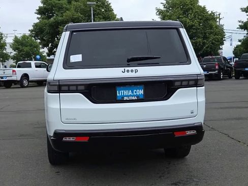 New 2026 Jeep Grand Wagoneer L 4WD image 7