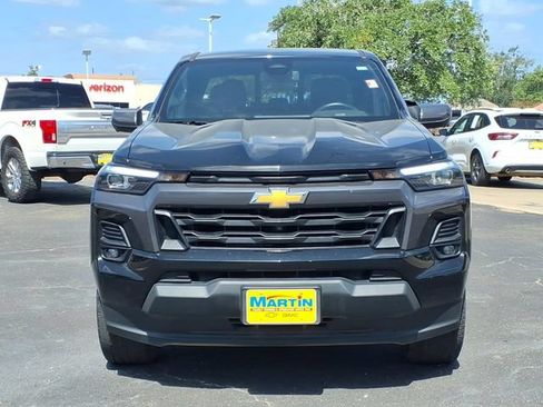 Used 2023 Chevrolet Colorado LT w/ LT Convenience Package III RWD image 2
