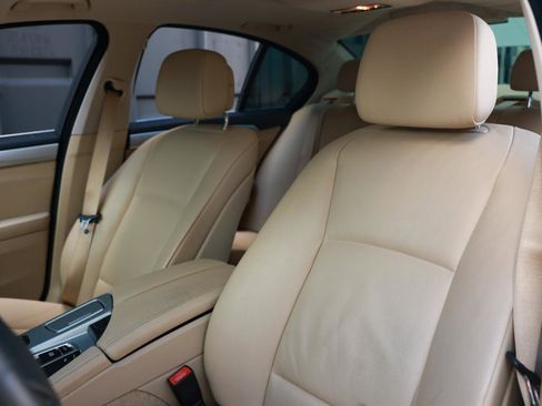 Used 2012 BMW 535i RWD 4DR SEDAN image 6