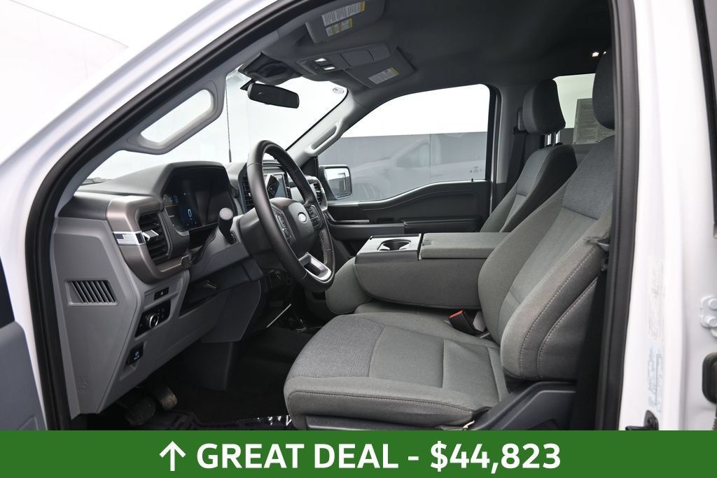 Used 2025 Ford F150 XLT w/ Equipment Group 301A Standard AWD/4WD image 18