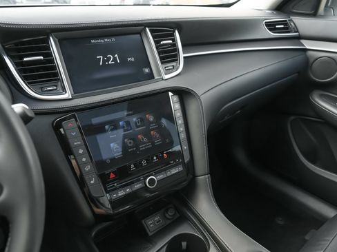 Certified 2023 INFINITI QX50 Luxe AWD/4WD image 11