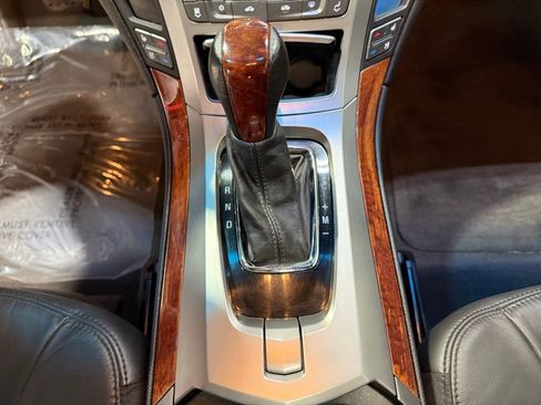 Used 2011 Cadillac CTS Premium RWD image 22