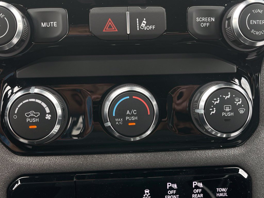 New 2026 RAM 1500 Express RWD image 31