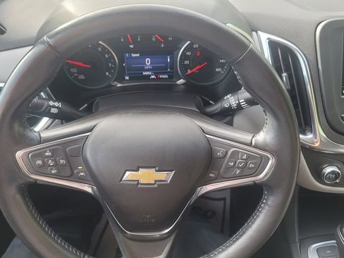 Used 2020 Chevrolet Equinox LT w/ Driver Convenience Package image 20