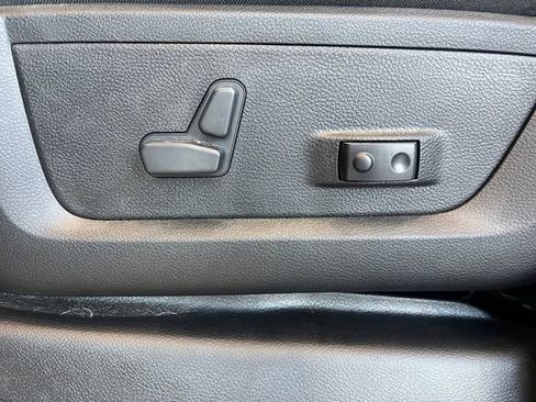 New 2026 RAM 3500 Limited AWD/4WD image 14