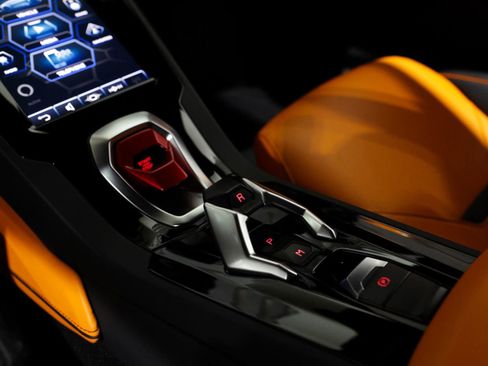 Used 2020 Lamborghini Huracan EVO image 48