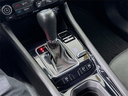 Used 2024 Jeep Compass Trailhawk image 17