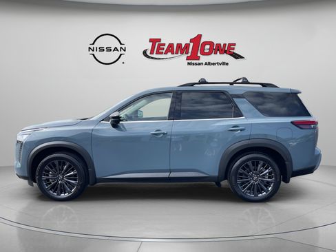 New 2026 Nissan Pathfinder SL FWD image 5