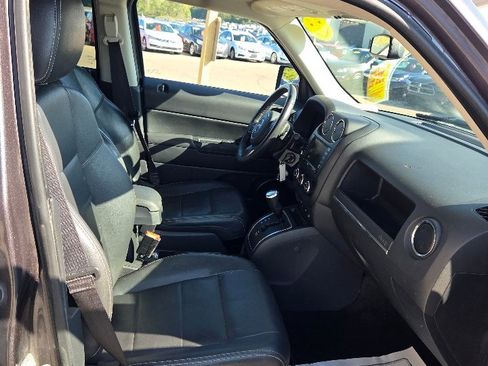Used 2015 Jeep Patriot High Altitude image 15