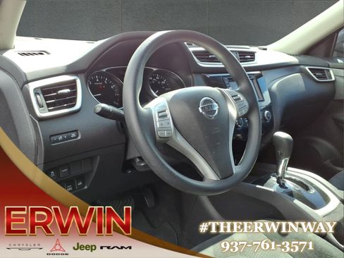 Used 2016 Nissan Rogue S AWD/4WD image 14