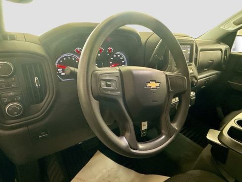 Used 2021 Chevrolet Silverado 1500 Custom AWD/4WD image 12