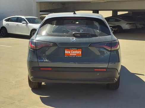 New 2025 Honda HR-V LX image 4
