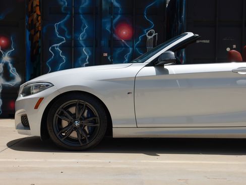 Used 2017 BMW M240i Convertible RWD image 28